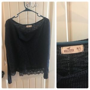 Thin sweater with lace trim